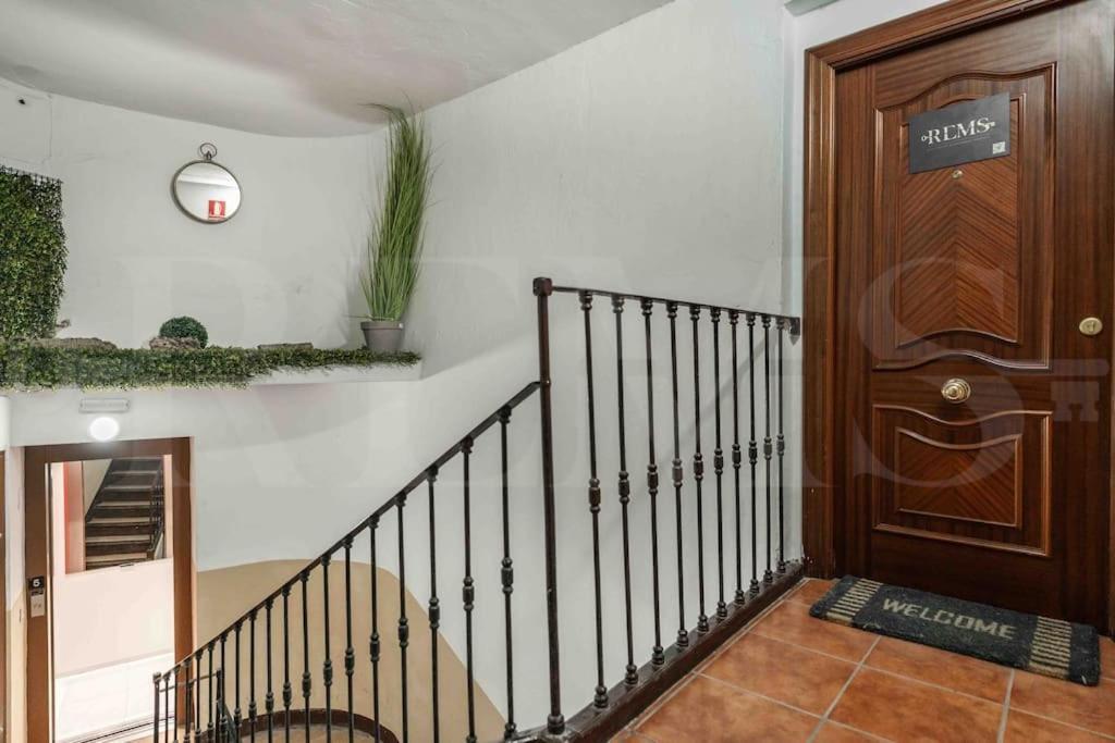 Apartamento Private Terrace, Barbecue & Cathedral View By Rems Málaga Exterior foto